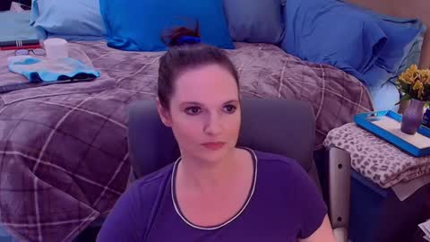 Nina Jaymes online show from September 2025 10:15:01 PM