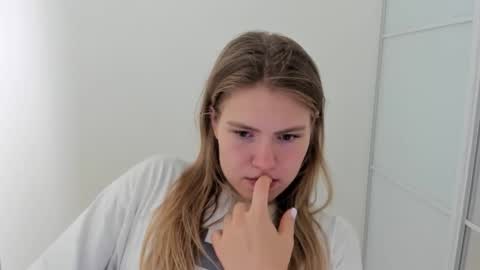 ninarihh online show from September 2025 09:20:02 AM