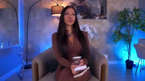 Snapshot of ninasolenne chatting on May 2026 08:53:02 AM Ninna online show from May 2026 08:53:02 AM