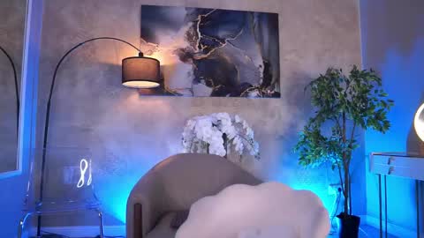 Snapshot of ninasolenne chatting on May 2026 09:37:01 AM Ninna online show from May 2026 09:37:01 AM