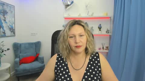 Snapshot of ninastarle chatting on April 2026 11:41:02 AM ninastarle online show from April 2026 11:41:02 AM