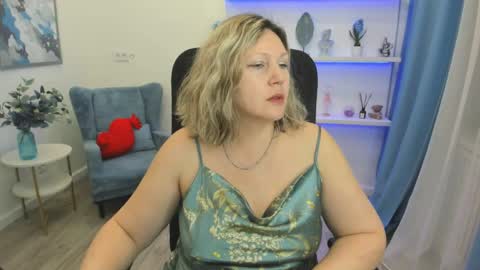 Snapshot of ninastarle chatting on May 2026 04:39:02 AM ninastarle online show from May 2026 04:39:02 AM