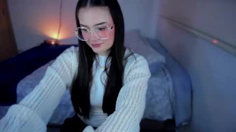 Snapshot of ninavolkov chatting on June 2026 10:58:01 PM ninavolkov online show from June 2026 10:58:01 PM