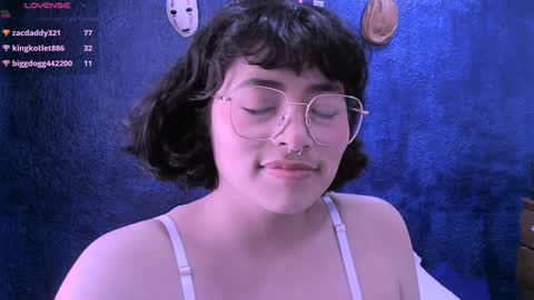 Nina online show from December 2024 03:58:01 PM