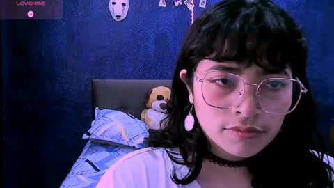 Nina online show from September 2025 01:59:02 PM