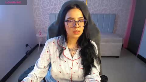 Ninfa  online show from January 2025 11:13:01 AM
