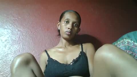 ninie246746 online show from February 2025 02:33:02 PM