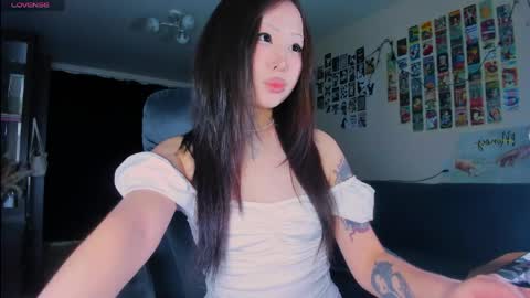 Yumi  ig yumibaee online show from April 2026 06:24:02 PM