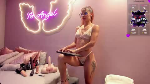 Ninna  online show from February 2025 11:09:02 AM