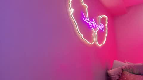 Ninna  online show from September 2025 05:12:02 PM