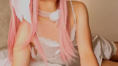 nioki_ online show from March 2026 04:40:02 AM