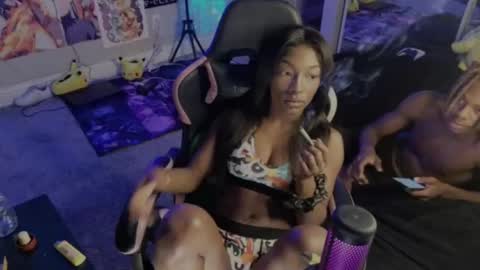 NIVIA WOLFE online show from September 2025 07:44:02 AM