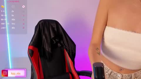 Nicki  online show from October 2025 04:57:01 AM