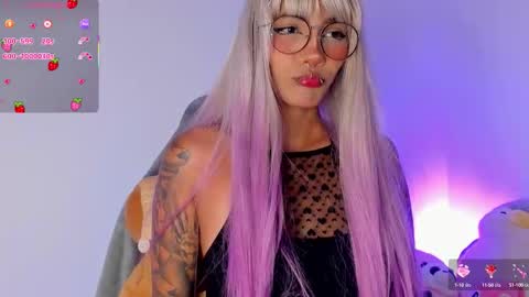 Nix  online show from October 2025 01:06:02 AM