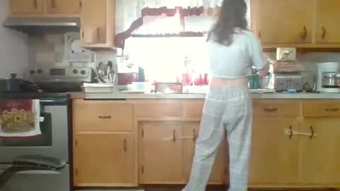 njsnowbunny online show from October 2025 06:52:01 PM