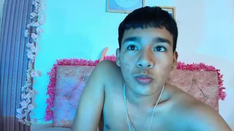 Snapshot of noa_hot69 chatting on May 2026 03:35:02 AM Noah online show from May 2026 03:35:02 AM