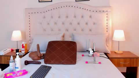 Snapshot of noa_morena chatting on January 2026 12:19:01 PM NATHALIA MORENO online show from January 2026 12:19:01 PM