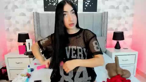 Snapshot of noa_morena chatting on February 2026 12:26:01 PM NATHALIA MORENO online show from February 2026 12:26:01 PM