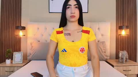 NATHALIA MORENO online show from July 2026 12:22:02 PM