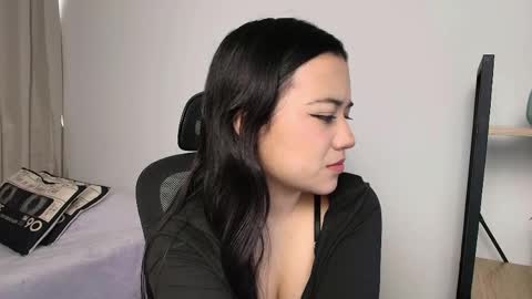 Noa  online show from April 2026 01:46:01 PM