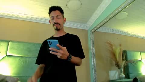Snapshot of noaahtylor chatting on July 2026 04:41:02 AM Noah online show from July 2026 04:41:02 AM