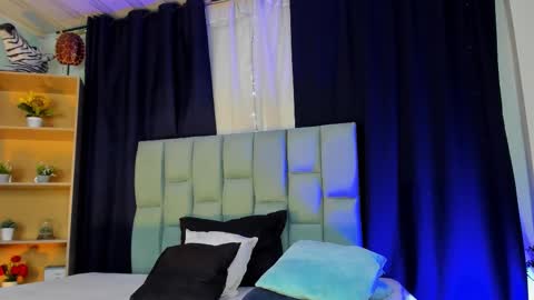 Noah  online show from October 2025 03:20:01 AM