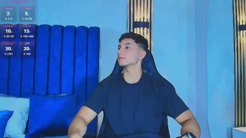 Snapshot of noah_clarkk chatting on May 2026 04:58:02 PM Noah online show from May 2026 04:58:02 PM
