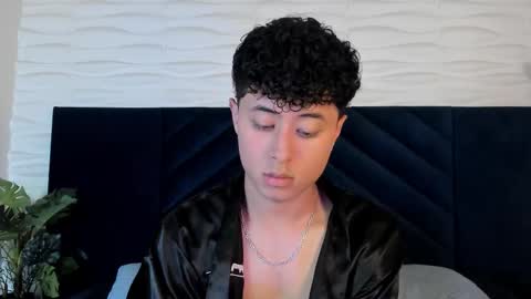 noah_dupont_ online show from January 2026 05:27:02 PM