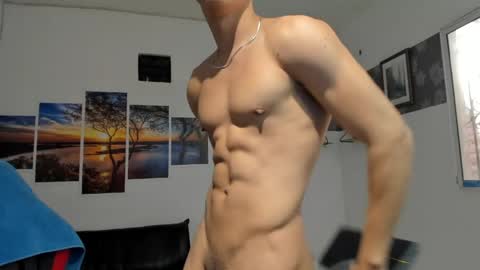 Snapshot of noah_flynn1 chatting on May 2026 03:28:01 PM noah_flynn1 online show from May 2026 03:28:01 PM