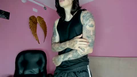 noah_ggh online show from April 2026 10:21:02 PM