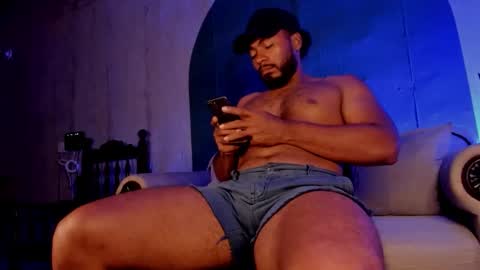 Noah online show from November 2025 12:55:01 AM