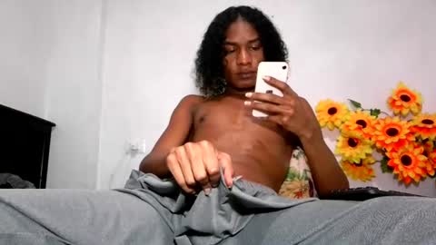 Snapshot of noah_miller7 chatting on June 2026 03:39:01 AM Noah Millers online show from June 2026 03:39:01 AM