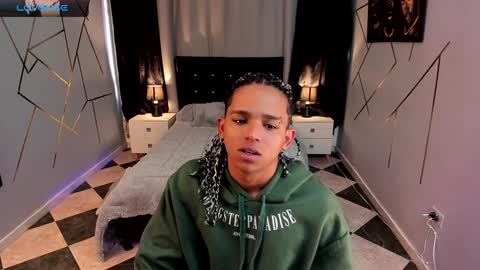 Snapshot of noah_smith04 chatting on January 2025 12:50:02 PM noah_smith04 online show from January 2025 12:50:02 PM