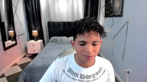 Snapshot of noah_smith04 chatting on February 2025 01:14:01 PM noah_smith04 online show from February 2025 01:14:01 PM