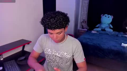 Snapshot of noah_smith04 chatting on September 2025 05:55:02 AM noah_smith04 online show from September 2025 05:55:02 AM