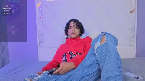 noah_smith04 online show from March 2026 01:06:02 PM