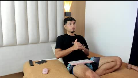 noah online show from April 2026 09:13:01 PM