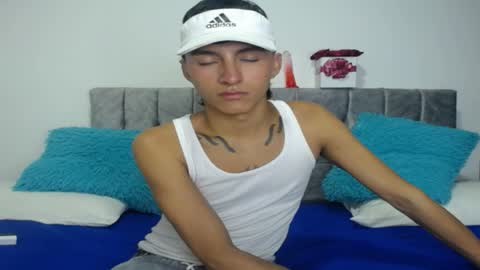noah_twinks online show from May 2026 12:17:02 AM