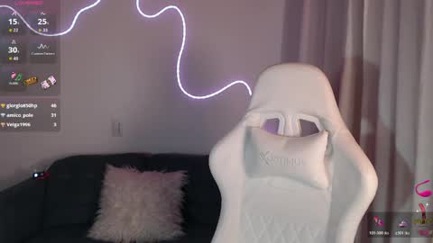Snapshot of noah_white3 chatting on May 2026 11:12:01 PM noah_white3 online show from May 2026 11:12:01 PM