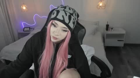 Noah  online show from February 2026 04:30:02 AM