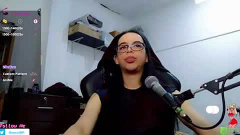 Nicol online show from September 2025 09:58:02 PM