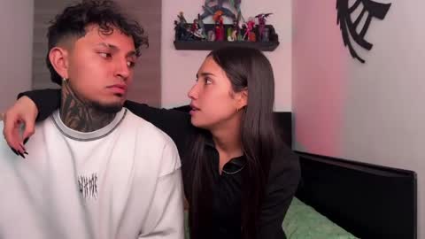 Jean Y Isa online show from April 2026 05:52:01 AM