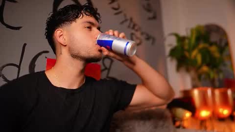 kevin online show from December 2025 01:02:02 AM