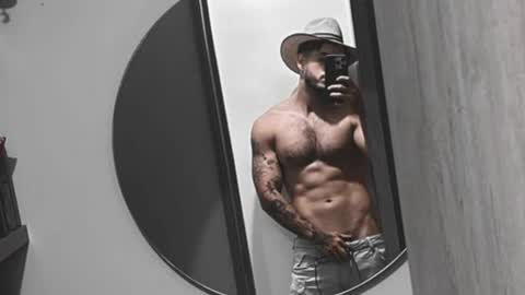 Snapshot of noha_miler chatting on June 2026 12:38:01 AM kevin online show from June 2026 12:38:01 AM
