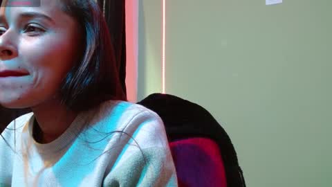 Noha Thomson online show from January 2025 09:46:01 PM