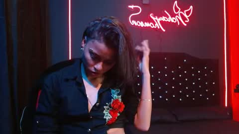 Noha Thomson online show from April 2026 01:07:01 AM