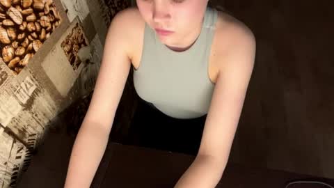 Snapshot of nohemibaerman chatting on April 2026 02:17:02 PM Abri online show from April 2026 02:17:02 PM