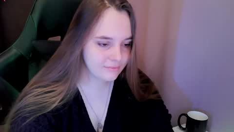 noir_ember_ online show from February 2026 08:48:02 AM