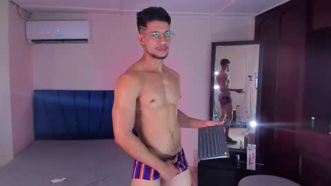 Im Nolan  online show from February 2026 08:37:02 PM