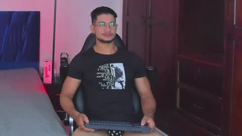 Im Nolan  online show from March 2026 07:53:02 PM